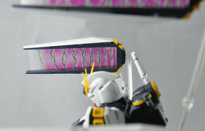 MG RX-93 NU Elektrisch Effect voor Fin Funnel Unit (2 Kleuren)