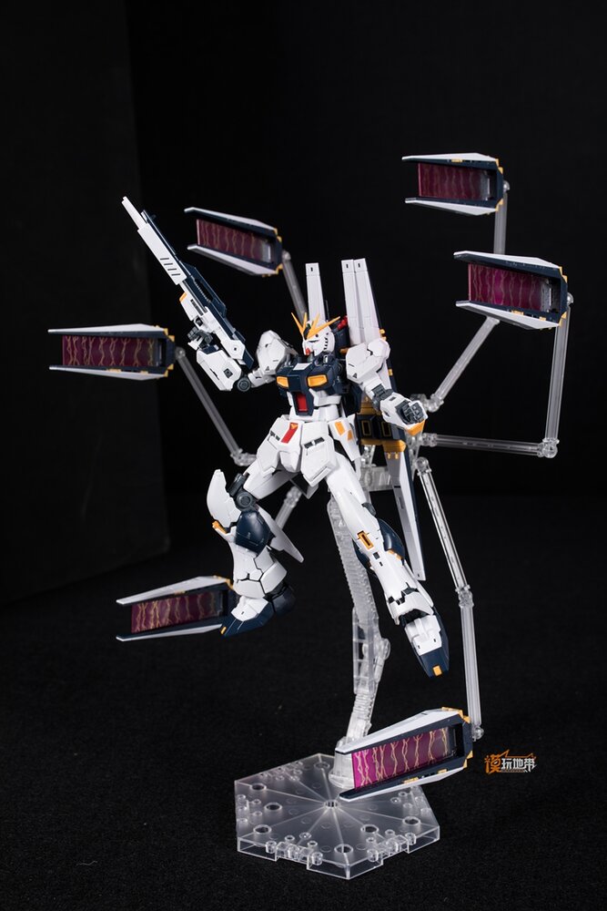 RG RX-93 NU Expansion Parts voor Double Fin Funnel Unit