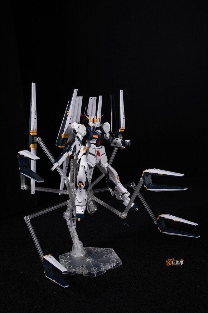 RG RX-93 NU Expansion Parts voor Double Fin Funnel Unit