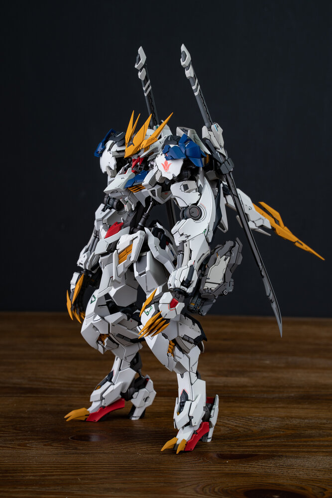 LabZero MG Barbatos Lupos Rex ver.2.0 Deluxe ver + bonus Weapons