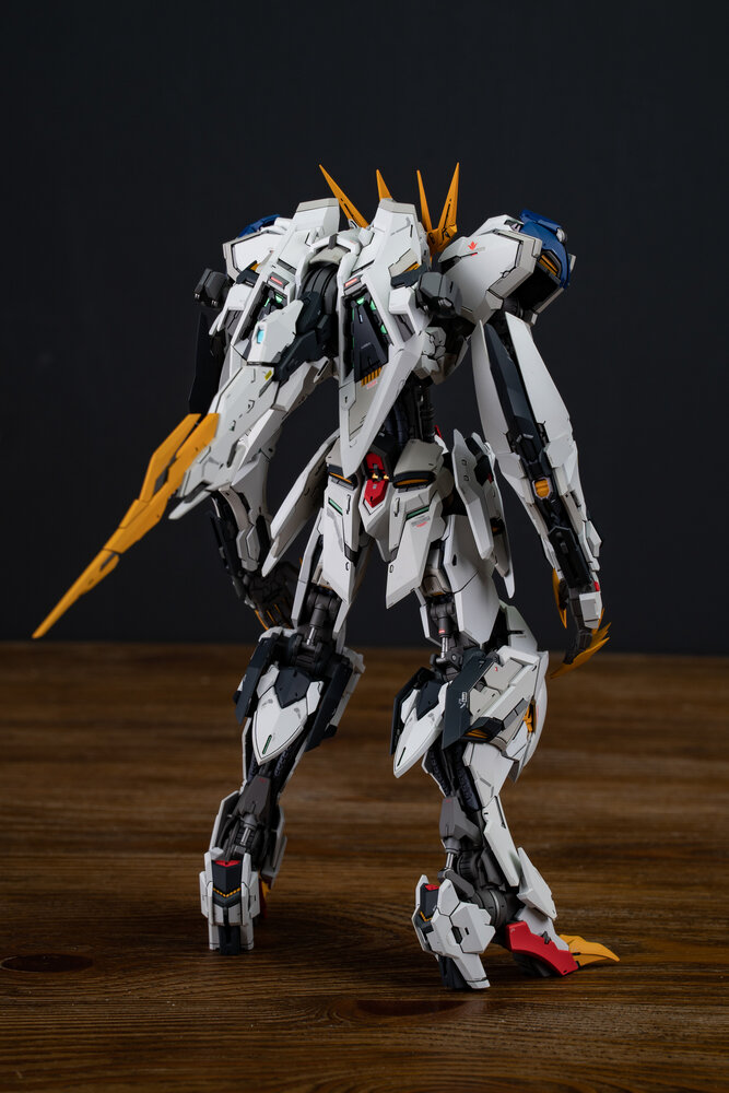 LabZero MG Barbatos Lupos Rex ver.2.0 Deluxe ver + bonus Weapons