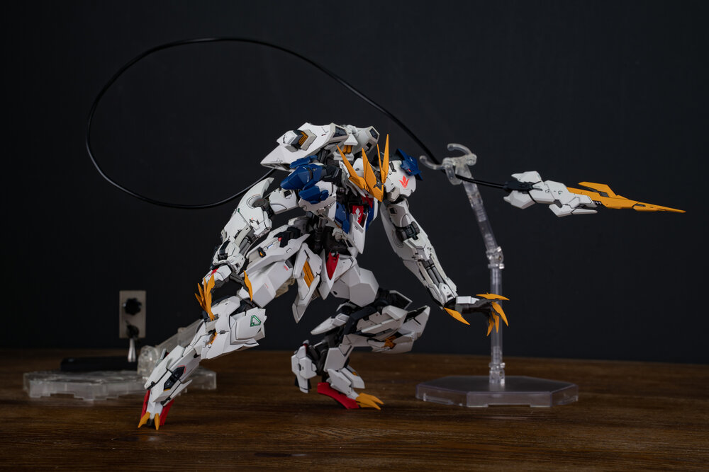 LabZero MG Barbatos Lupos Rex ver.2.0 Deluxe ver + bonus Weapons