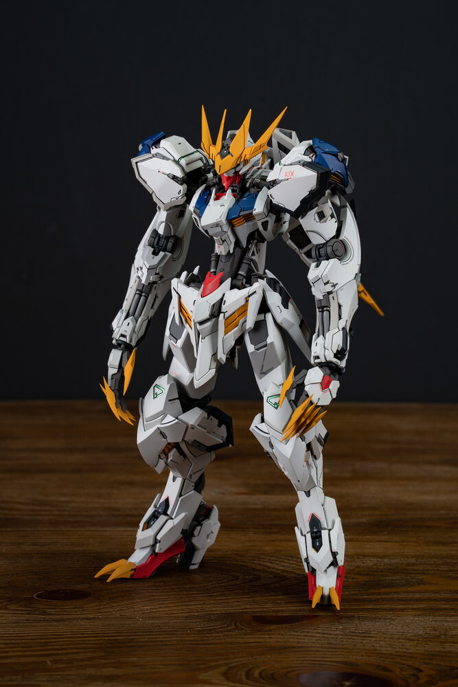 LabZero MG Barbatos Lupos Rex ver.2.0 Deluxe ver + bonus Weapons