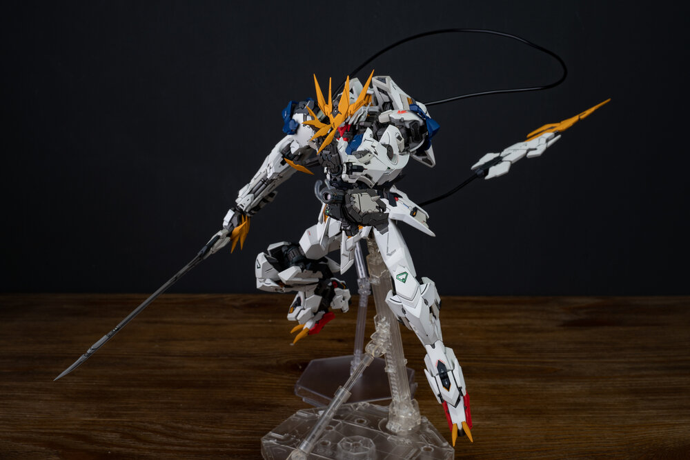 LabZero MG Barbatos Lupos Rex ver.2.0 Deluxe ver + bonus Weapons