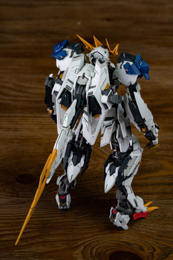 LabZero MG Barbatos Lupos Rex ver.2.0 Deluxe ver + bonus Weapons