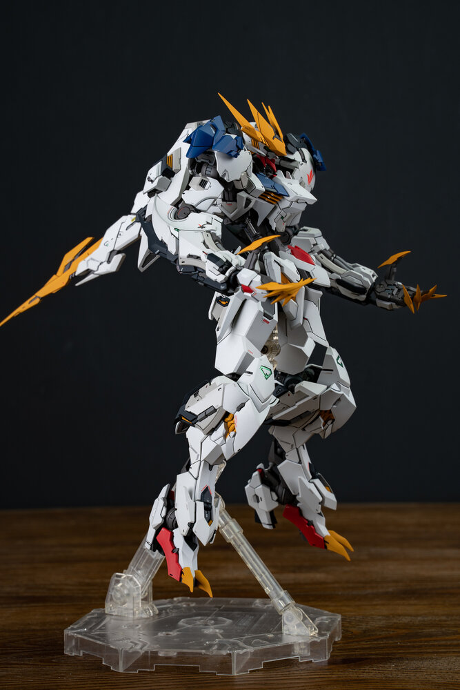 LabZero MG Barbatos Lupos Rex ver.2.0 Deluxe ver + bonus Weapons