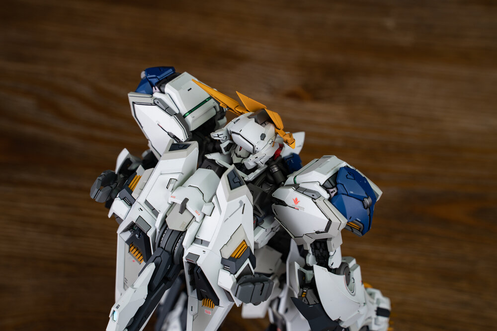 LabZero MG Barbatos Lupos Rex ver.2.0 Deluxe ver + bonus Weapons