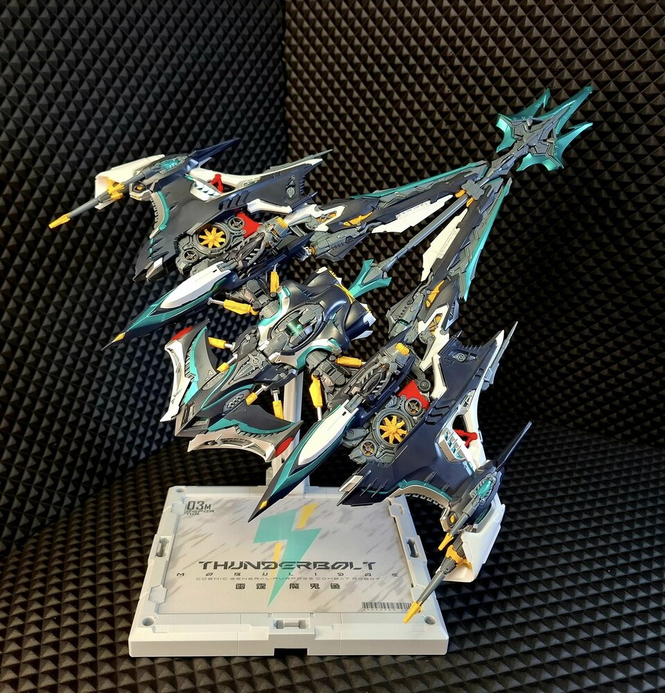 PRE-ORDER 1/100 In Era+ Thunderbolt Manta THB-02A Assault Equipment Ver. 25%Prepayment