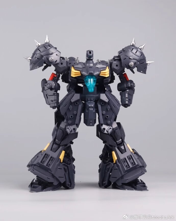 1/100 Mecha Ark Dominant Titan
