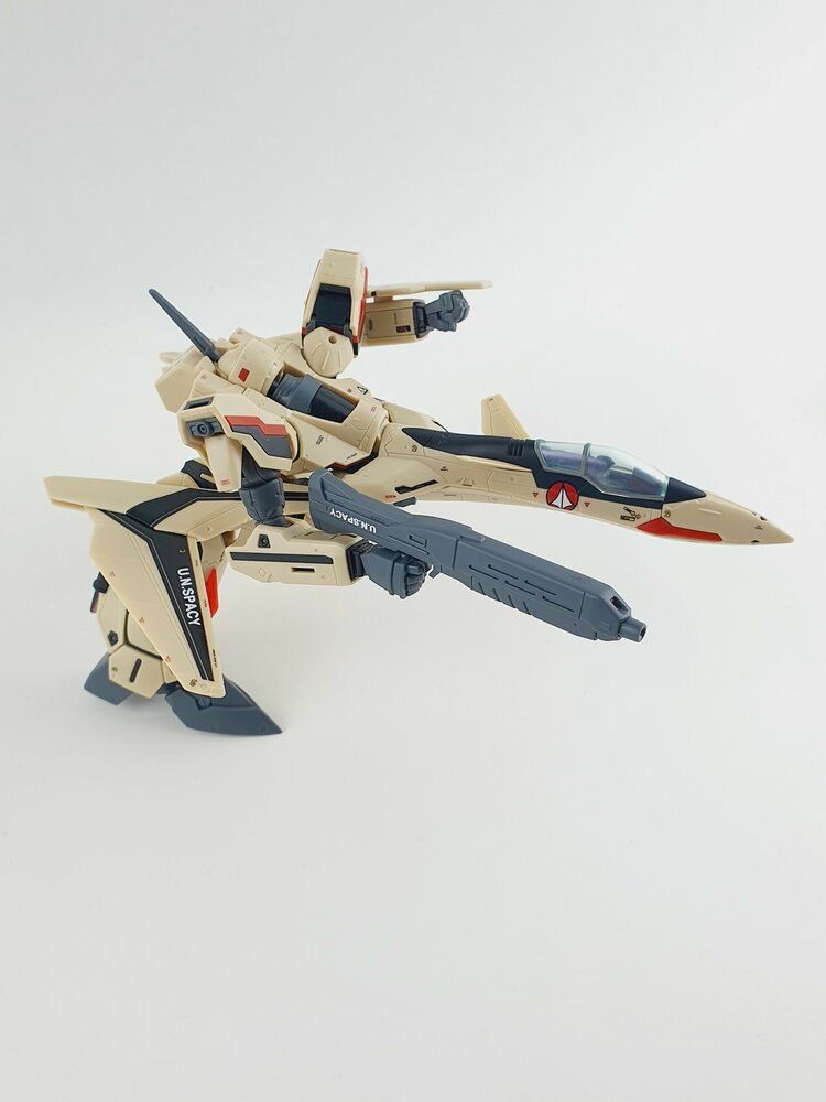 Delpi-Decal HG Macross Plus YF-19 Normaal