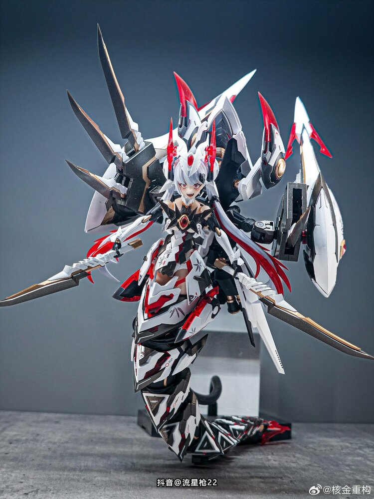 PRE-ORDER Animester x Nuclear Gold 1/12 Polaris Star White