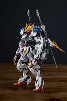 LabZero MG Barbatos Lupos Rex ver.2.0 Deluxe ver + bonus Weapons