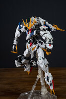 LabZero MG Barbatos Lupos Rex ver.2.0 Deluxe ver + bonus Weapons