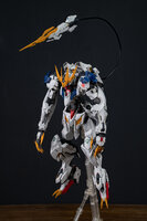 LabZero MG Barbatos Lupos Rex ver.2.0 Deluxe ver + bonus Weapons