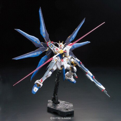 1/144 RG ZGMF-X20A Strike Freedom Gundam RG14