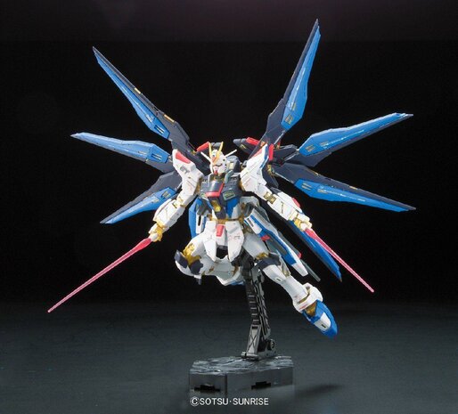 1/144 RG ZGMF-X20A Strike Freedom Gundam RG14