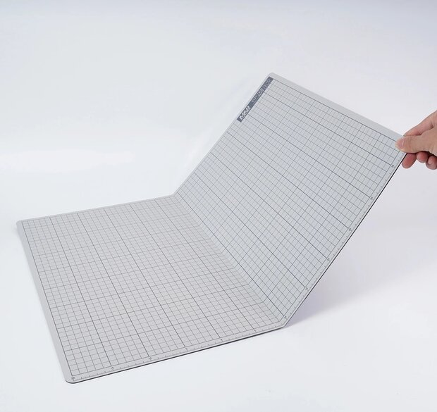 Madworks A2 Opvouwbare Snijmat Wit (A2) Zwart (A3) MH-27